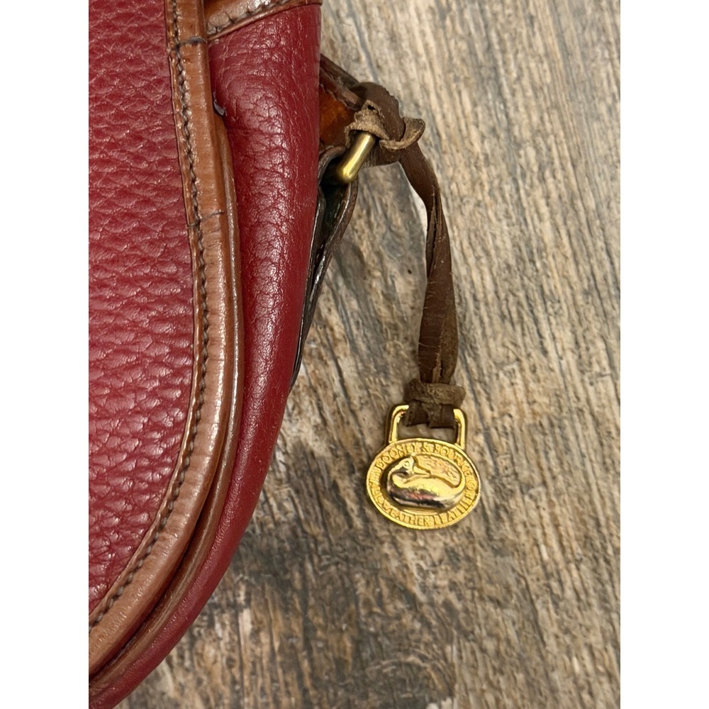 Dooney & Bourke Vintage All Weather Leather Crossbody Saddle Bag Burgundy Purse - Picture 4 of 14
